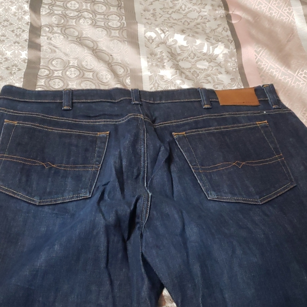Jeans - Picture 2 of 4
